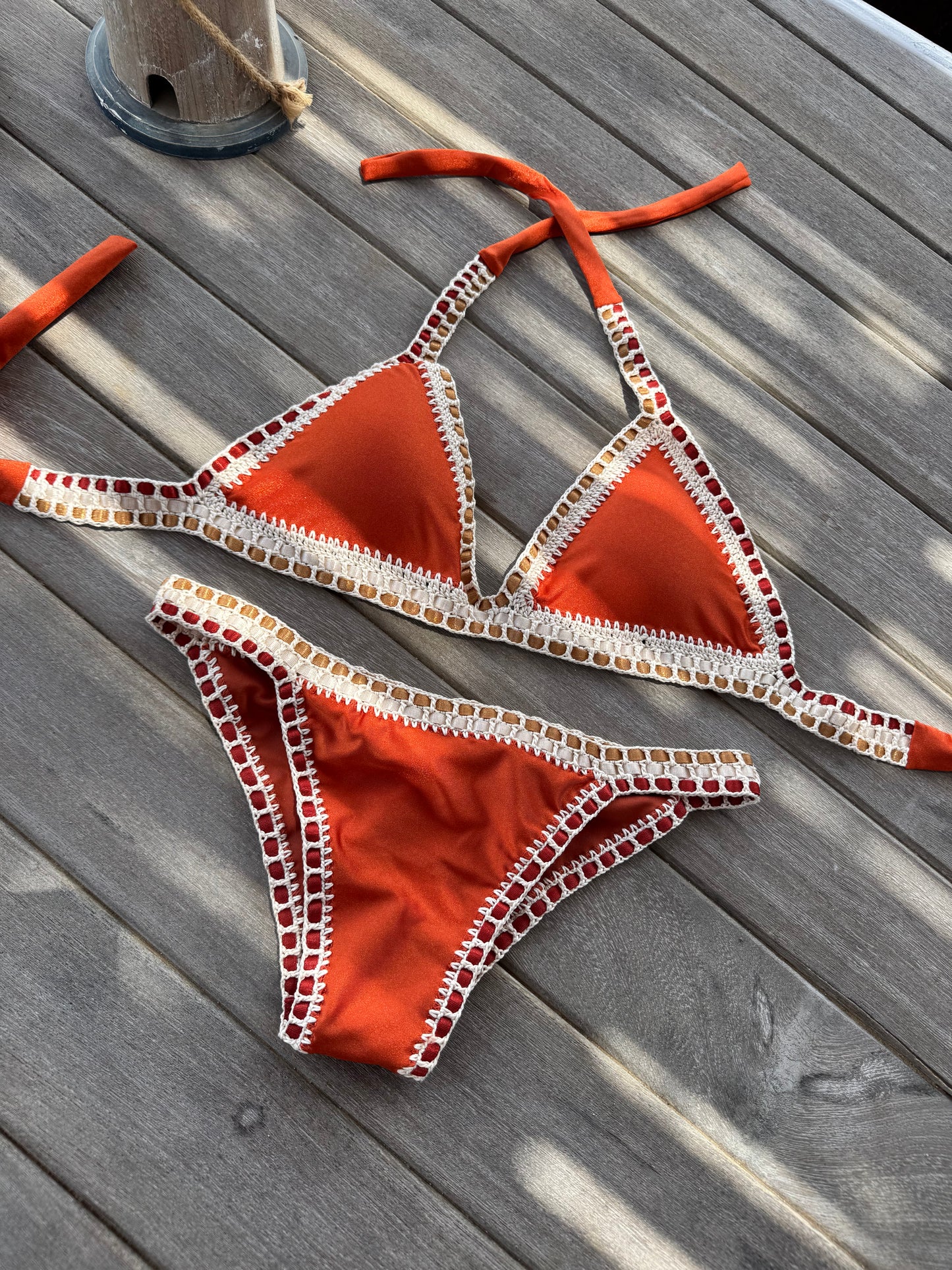 Bikini Raisa Ladrillo