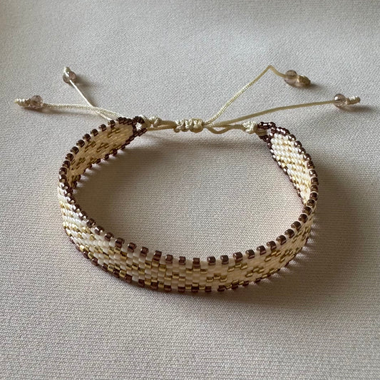 PULSERA DORADO CON BEIGE